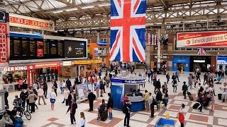 A Walk Through The London Victoria Station London England [upl. by Neehsar]